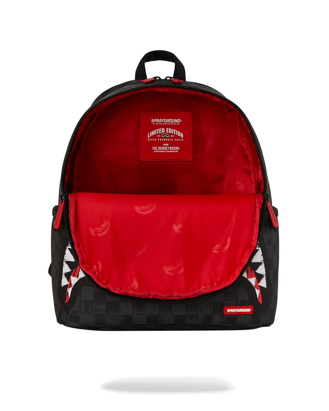 SCRIBBLE SHARK SAVAGE BACKPACK