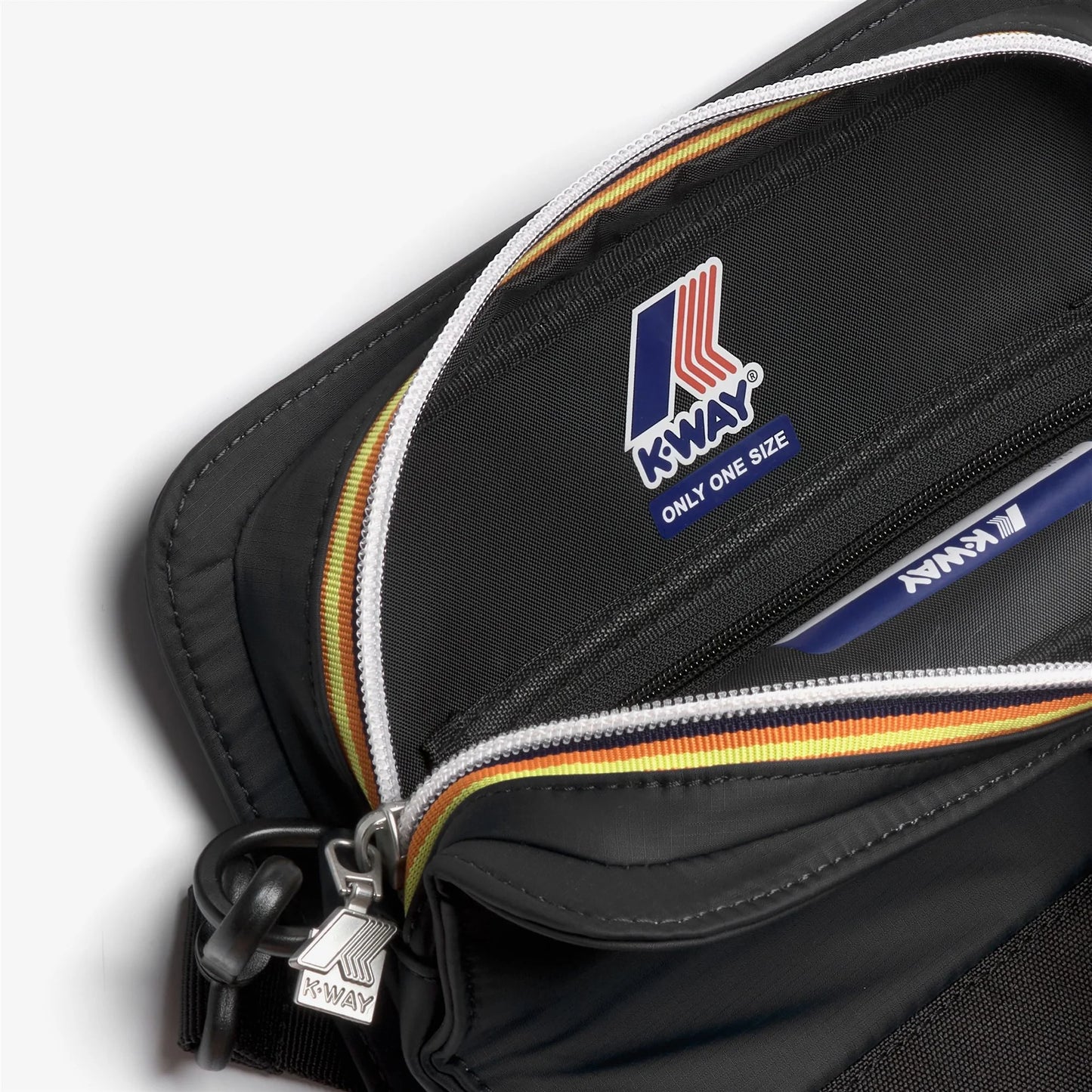 MARYBELL
Borsa Impermeabile per Uso Quotidiano.