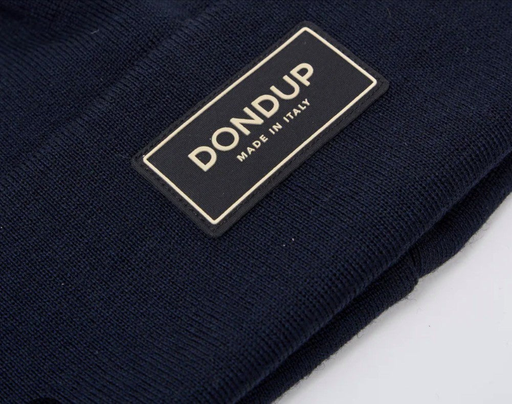 Cuffia in lana con patch