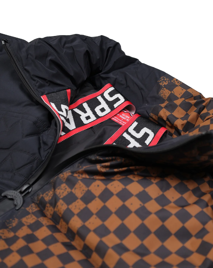BLACK SPRAY SHARK IN PARIS DOWN JACKET
