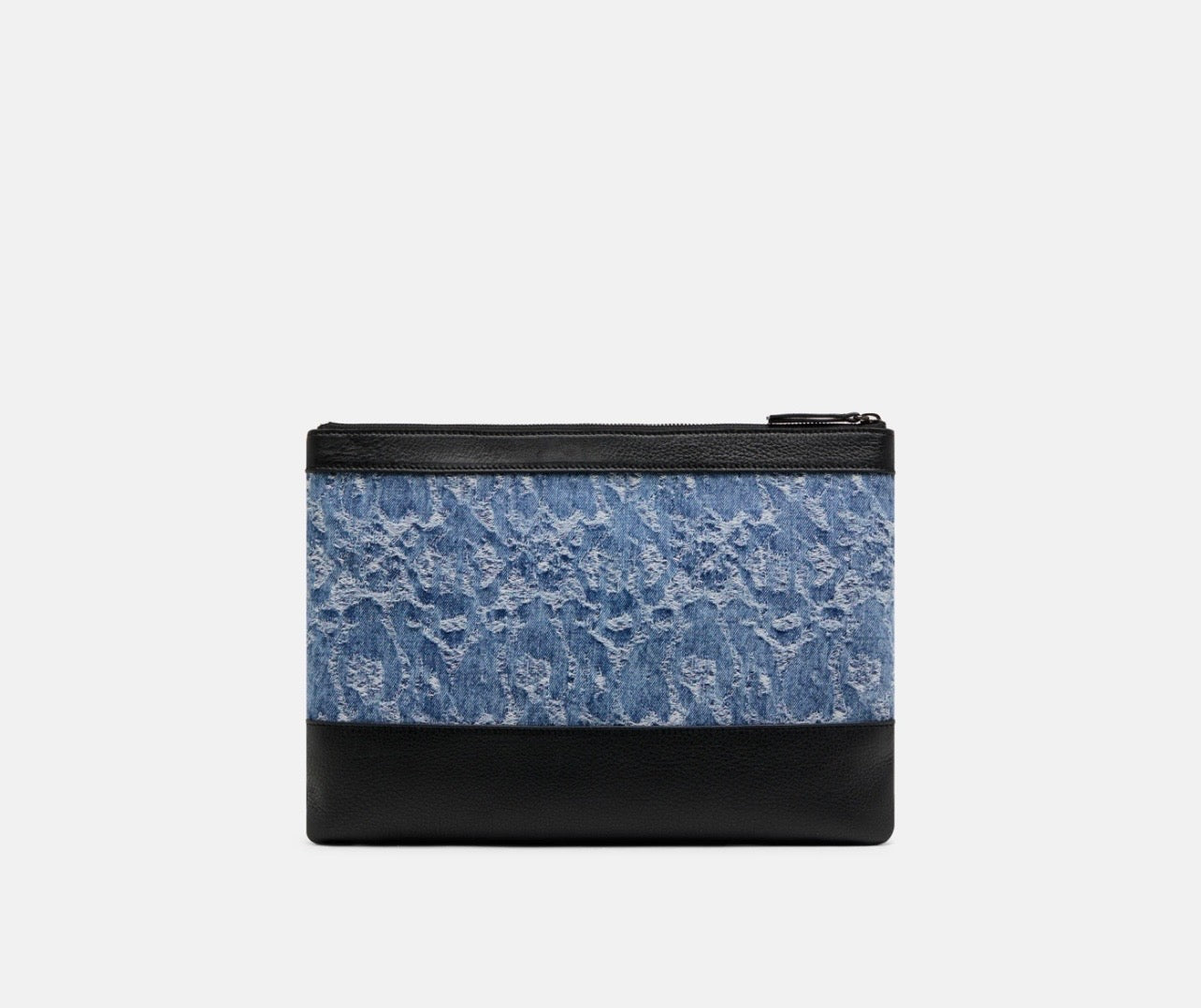 Pochette in denim intarsiato