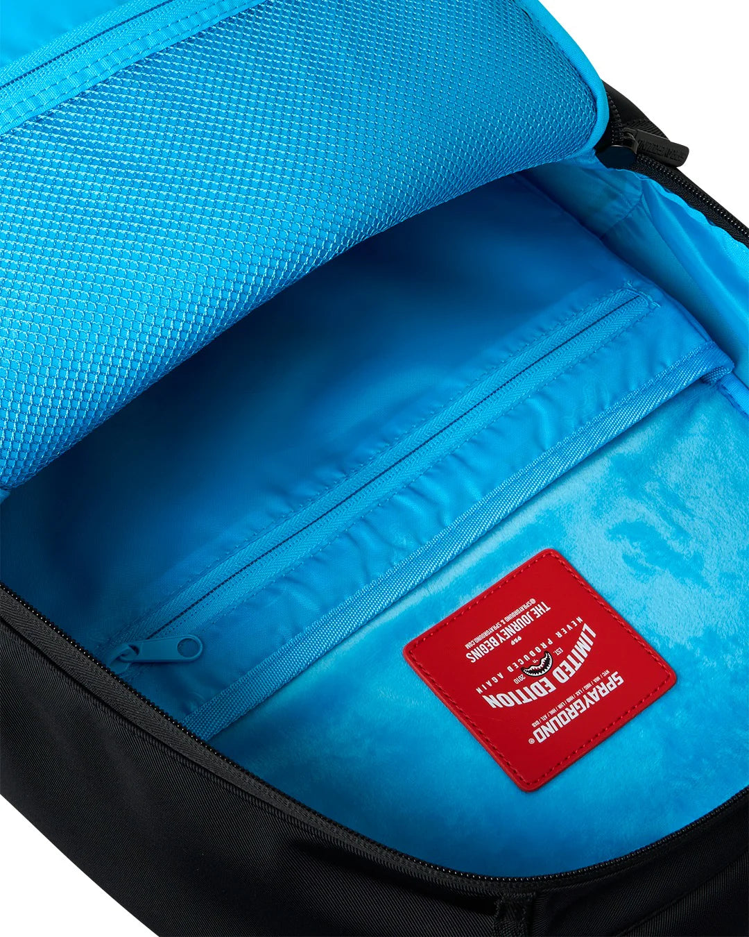 SHARK CENTRAL LIGHT BLUE BACKPACK
