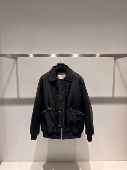 Bomber in nylon con maniche in pelle