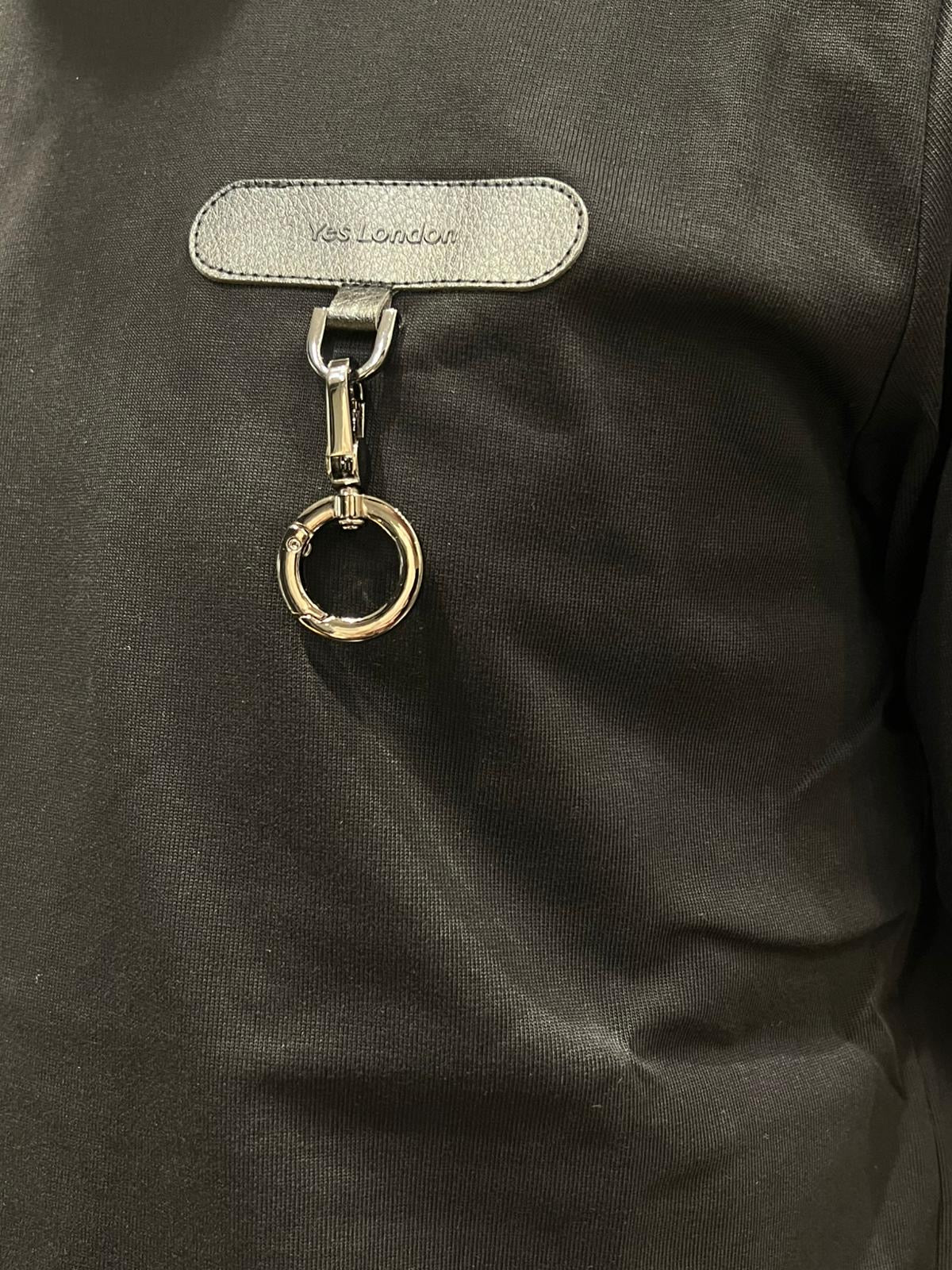 T-SHIRT CON CIONDOLO