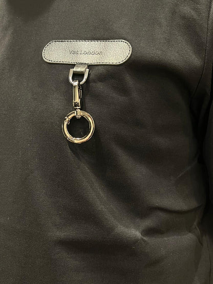 T-SHIRT CON CIONDOLO