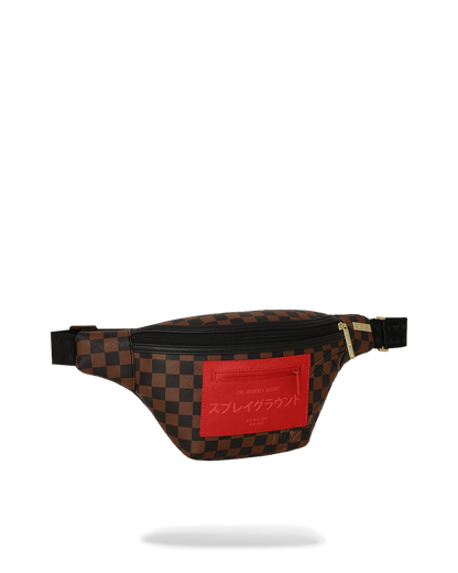 RED REDEMPTION PYRAMID SAVVY CROSSBODY