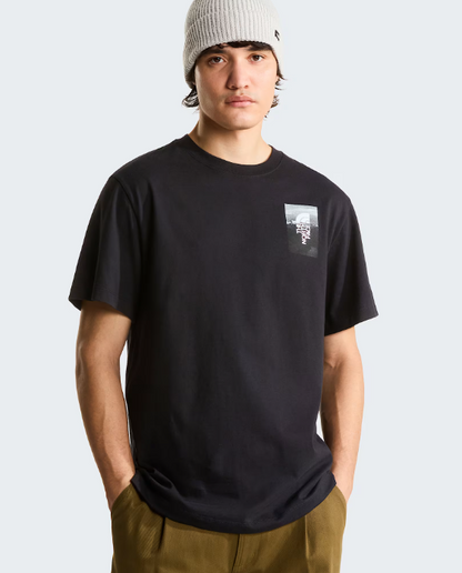 APEX '75 COLLAGE RELAXED SS TEE TNF