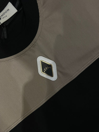 T-SHIRT CARRE
