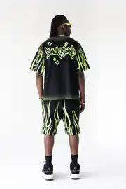 T-SHIRT CON FIAMME