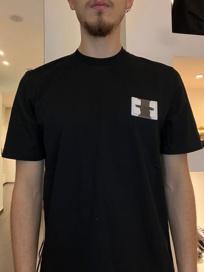 T-SHIRT CON PATCH BIANCO E NERO