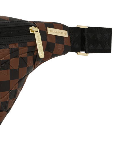 RED REDEMPTION PYRAMID SAVVY CROSSBODY