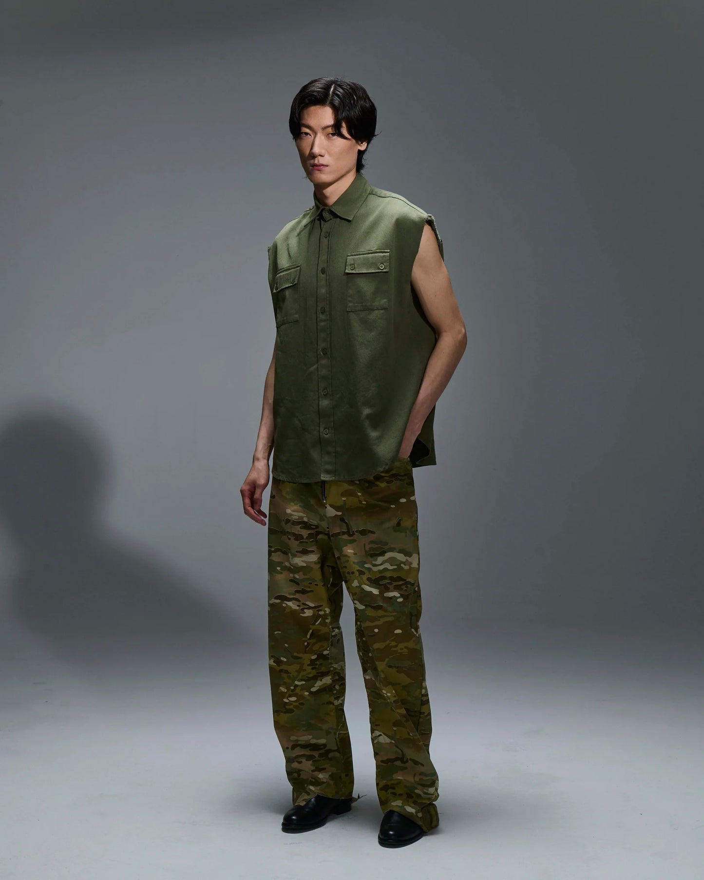 CAMICIA TASCONATA SMANICATA