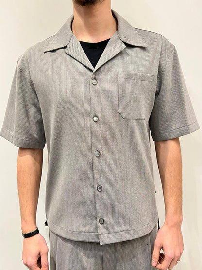 CAMICIA CROP CON COULISSE SUL FONDO