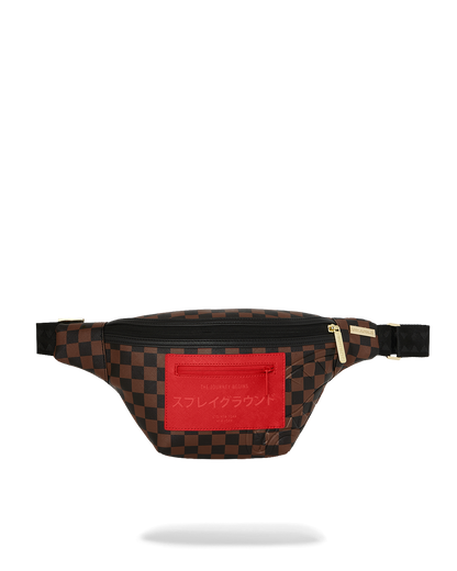 RED REDEMPTION PYRAMID SAVVY CROSSBODY