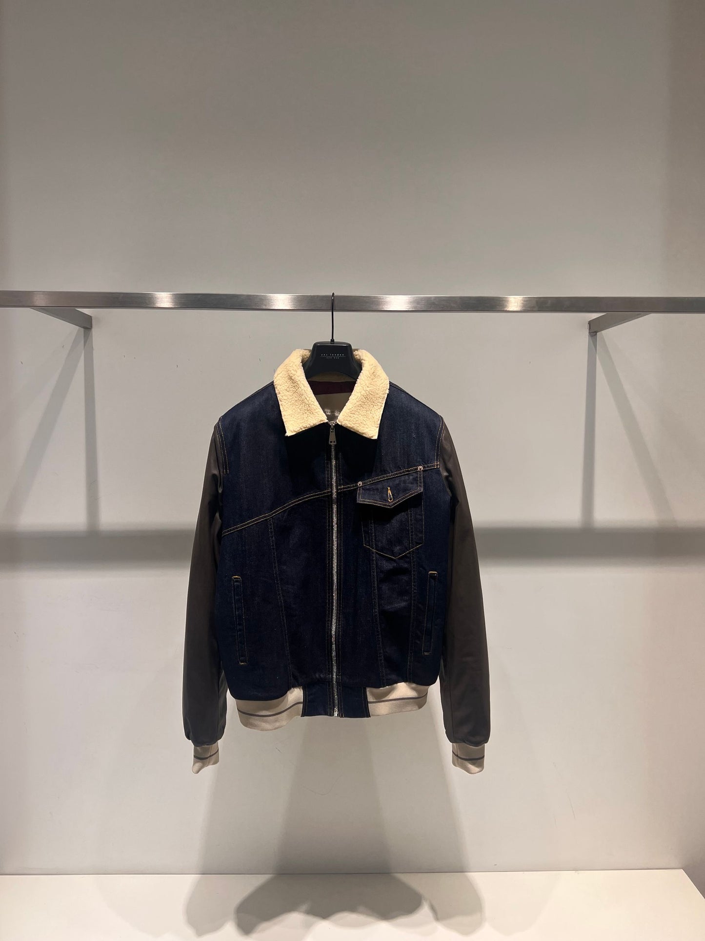 Montone in tessuto denim