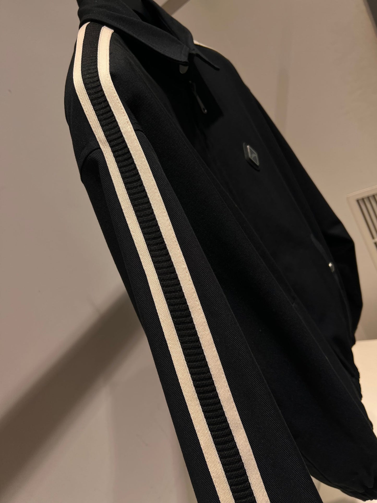 Giubbotto in cotone con bande