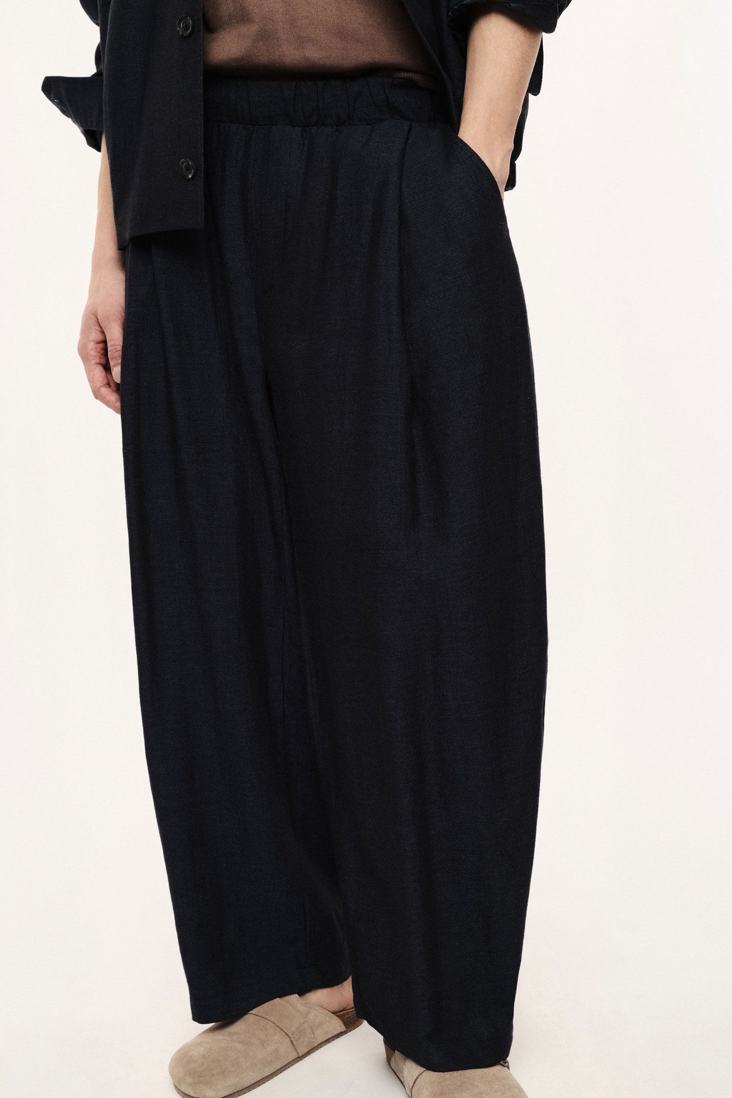 PANTALONE IN LINO