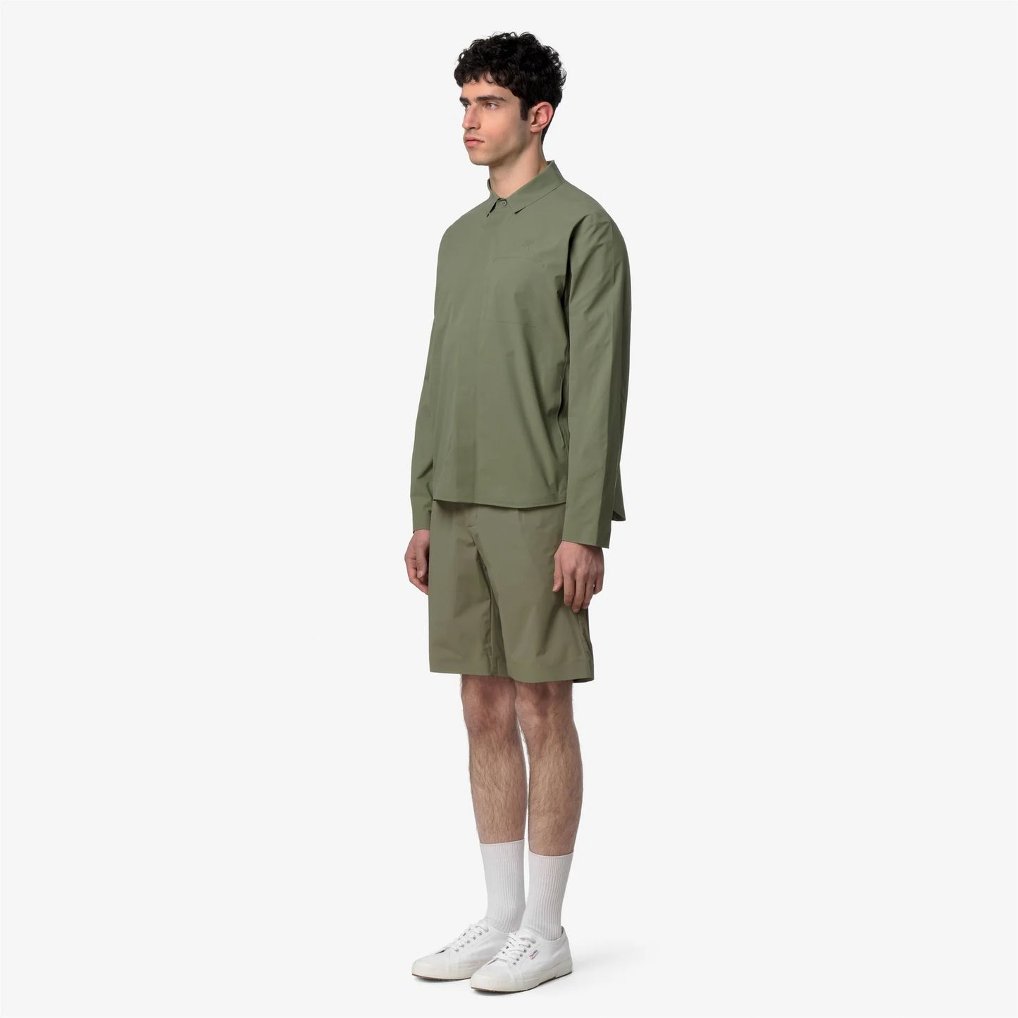 SHARRIE TECH OVERSHIRT
verde