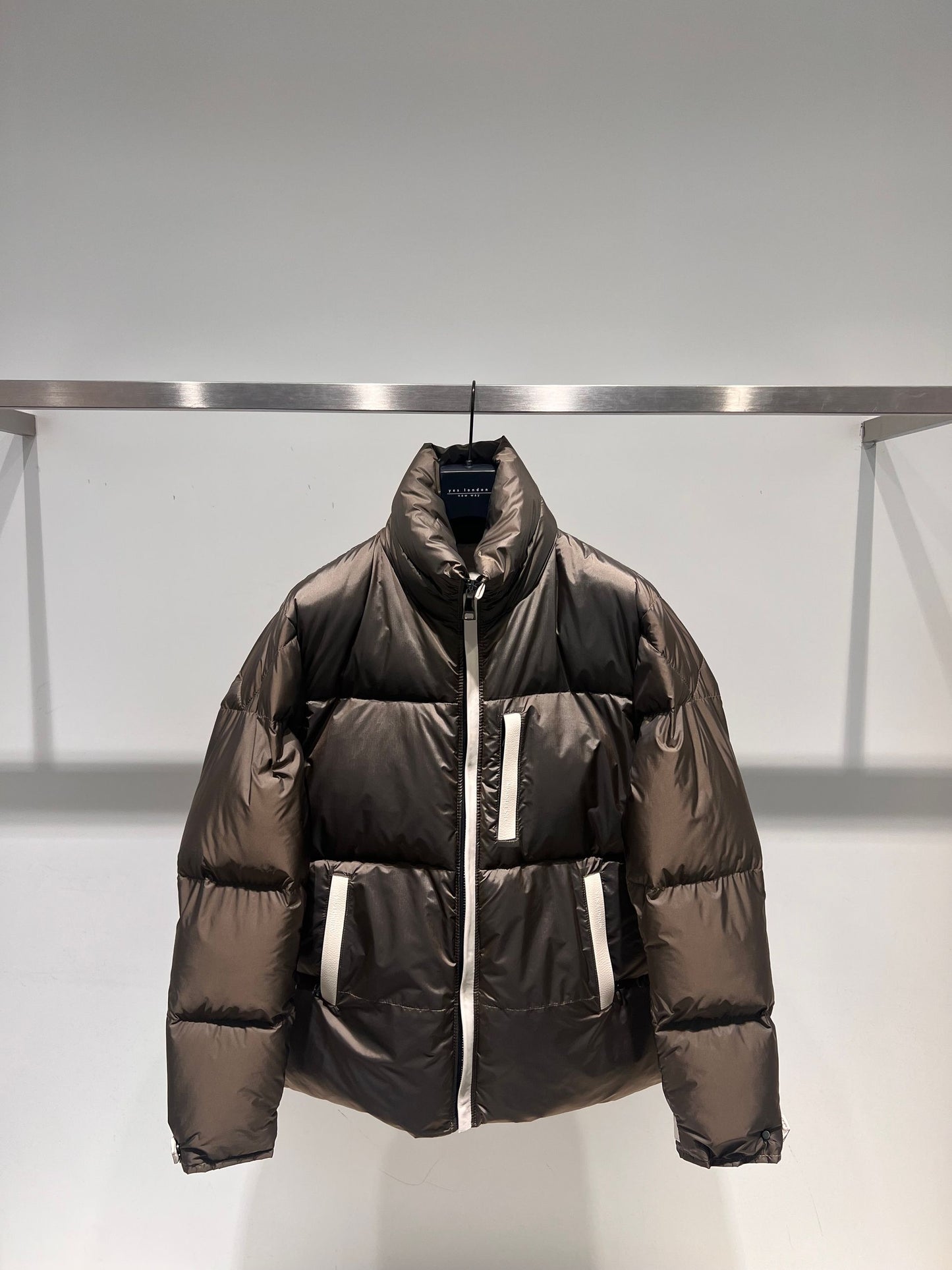 Pimino con inserti in pelle